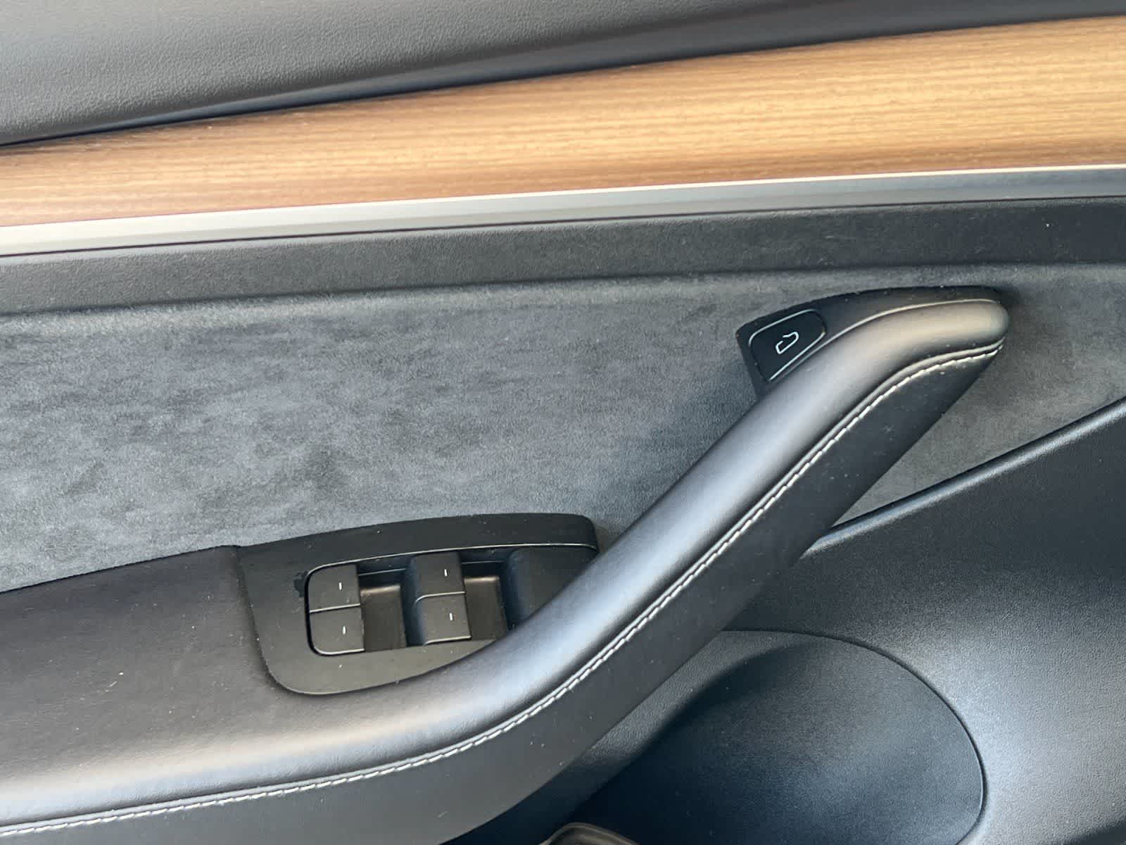 Thumbnail: 2023 Tesla Model 3 - 13