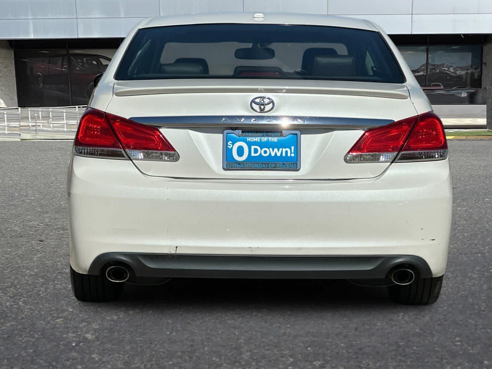 Thumbnail: 2011 Toyota Avalon - 8