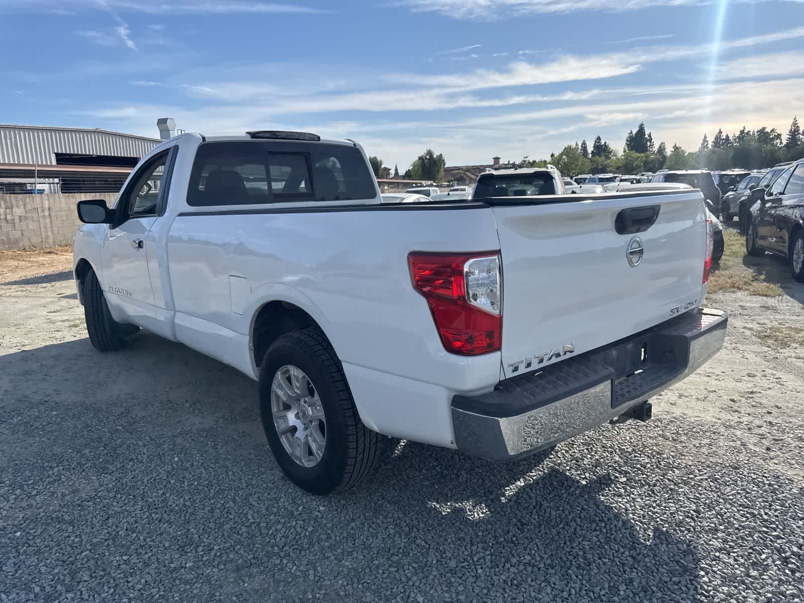 2019 Nissan Titan SV photo 6