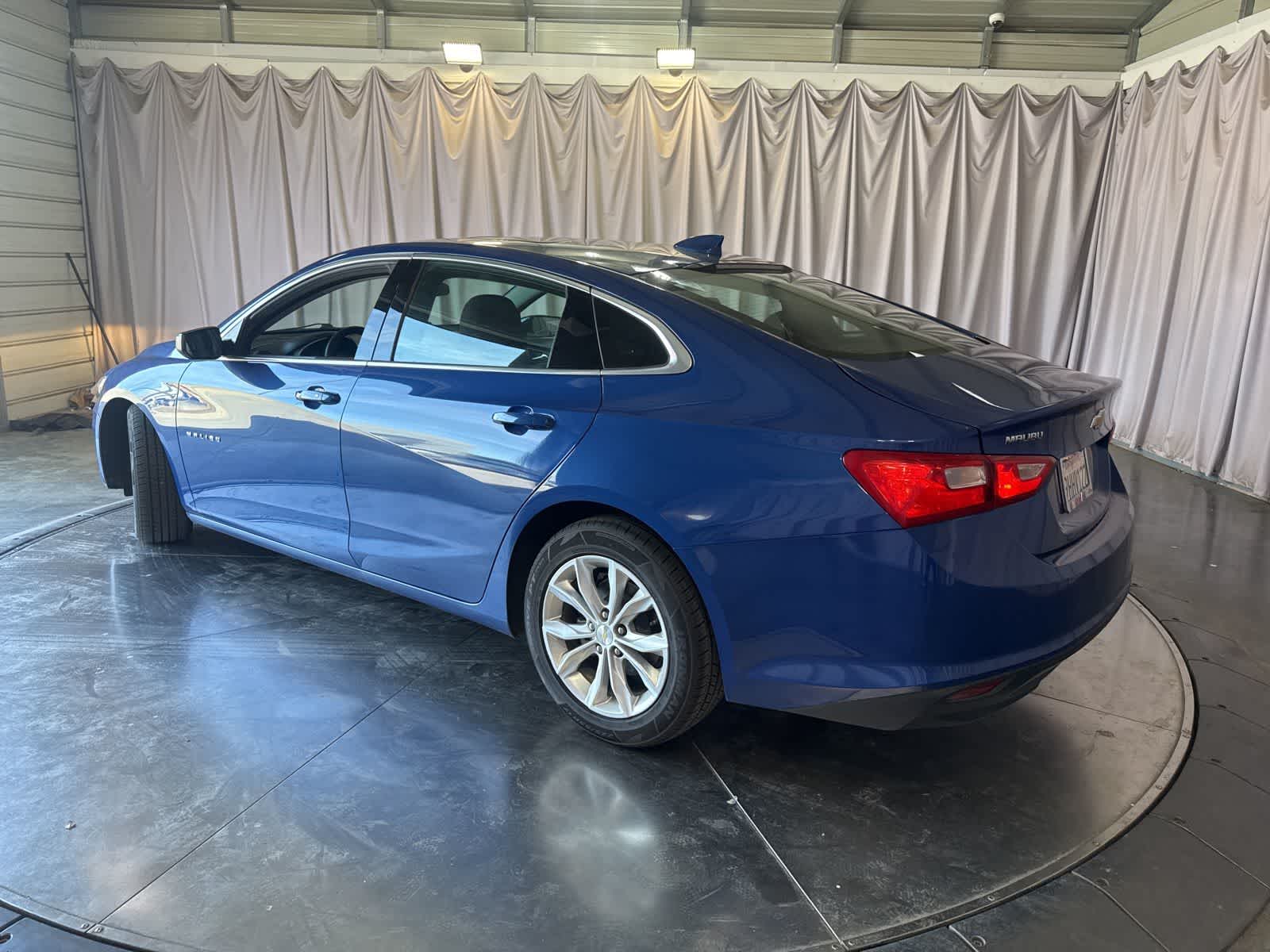 2023 Chevrolet Malibu 1LT photo 4