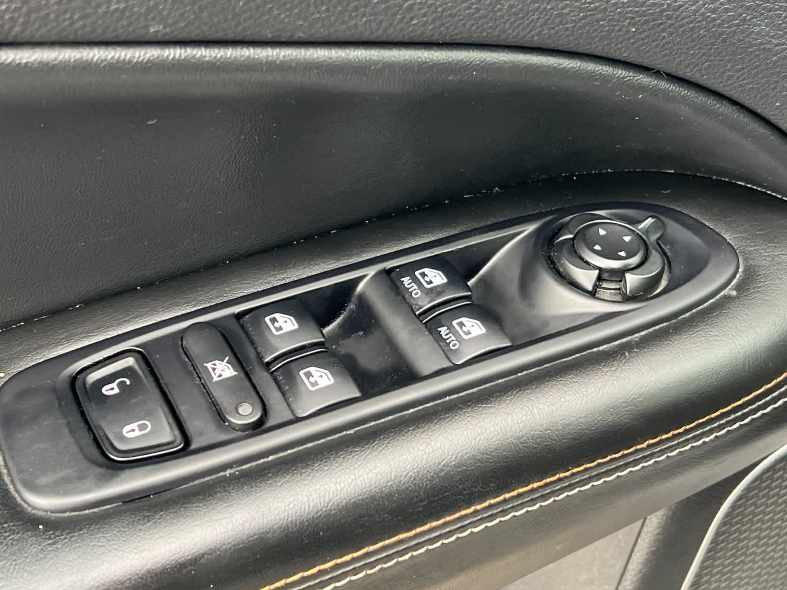 Thumbnail: 2019 Jeep Compass - 14