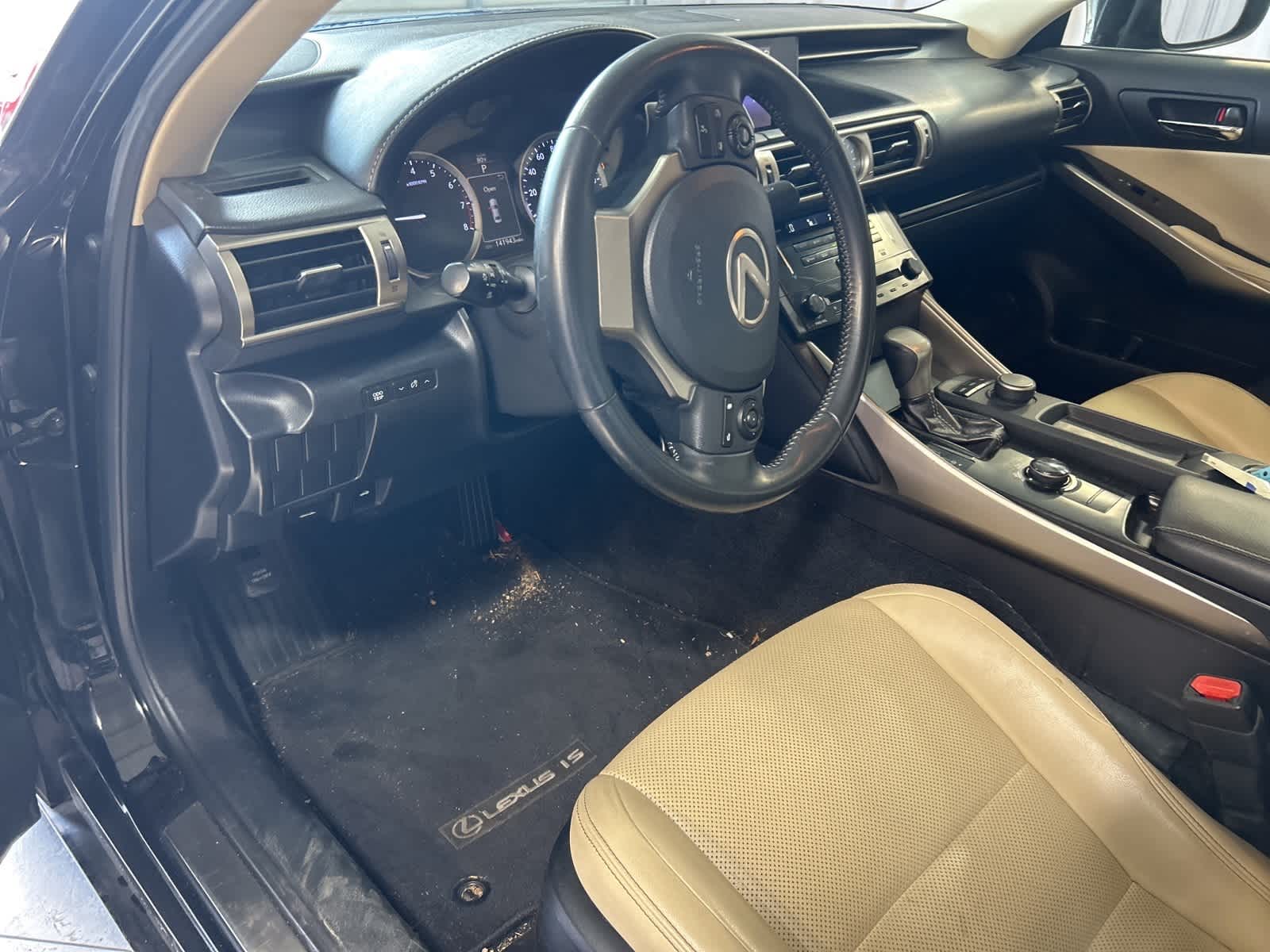 Thumbnail: 2014 Lexus IS - 23