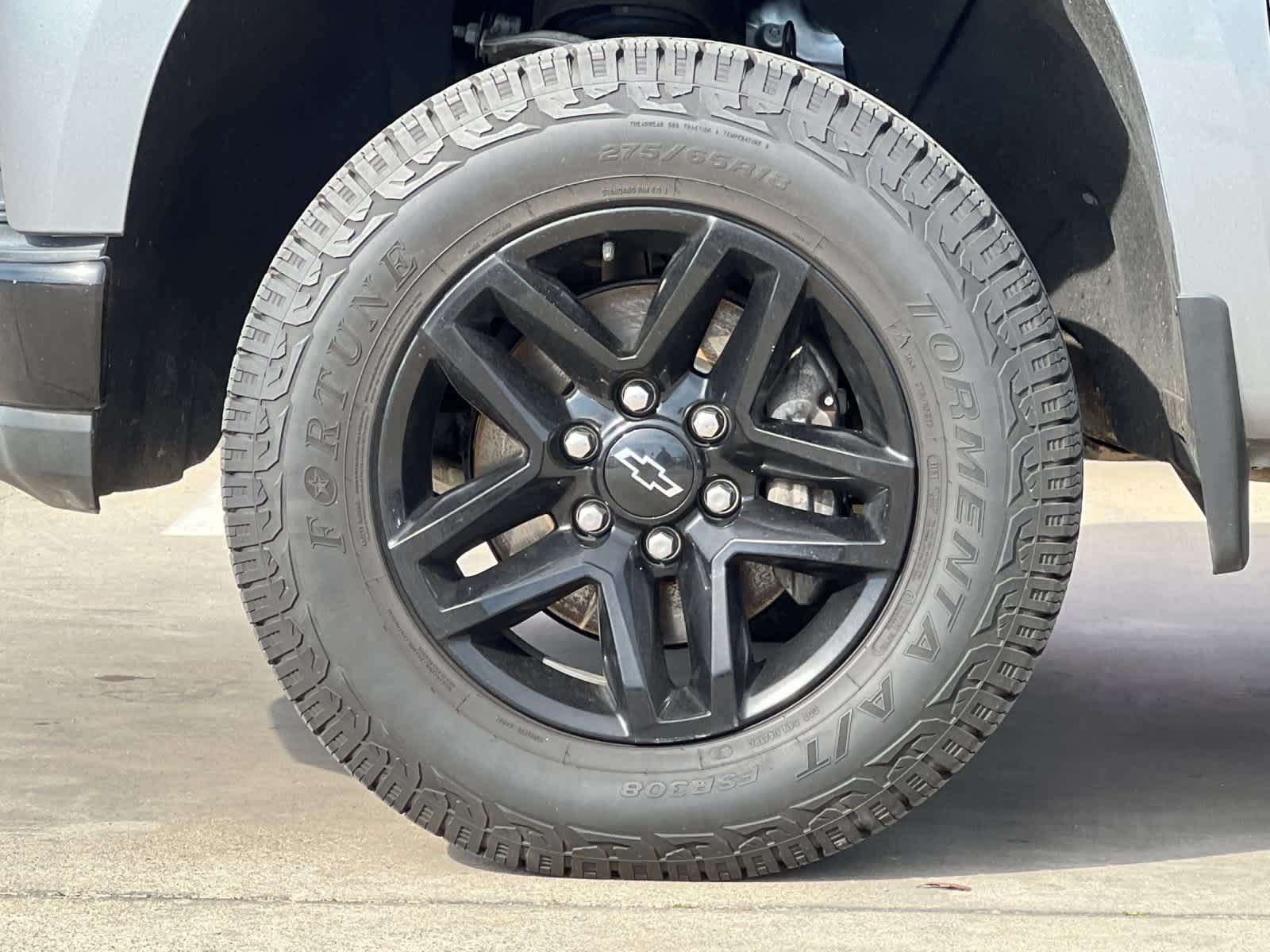 Thumbnail: 2020 Chevrolet Silverado 1500 - 25