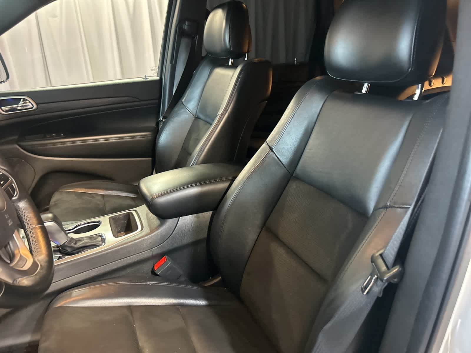 Thumbnail: 2019 Jeep Grand Cherokee - 26