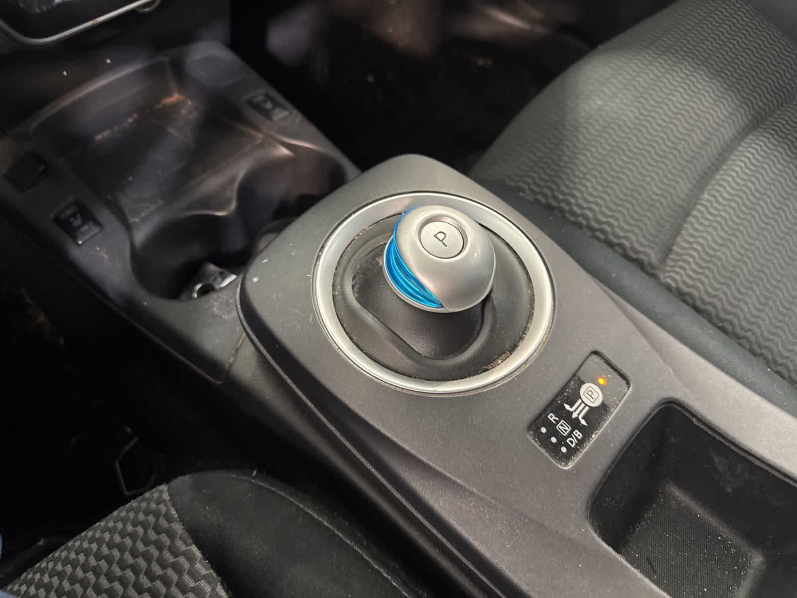 Thumbnail: 2015 Nissan Leaf - 23