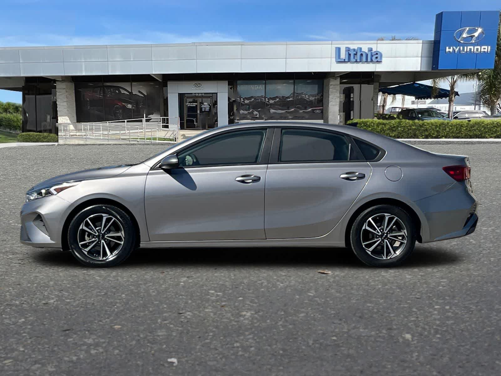 2023 Kia Forte LXS photo 5