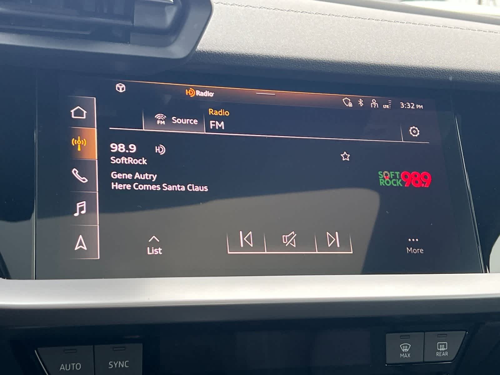 Thumbnail: 2024 Audi A3 - 17