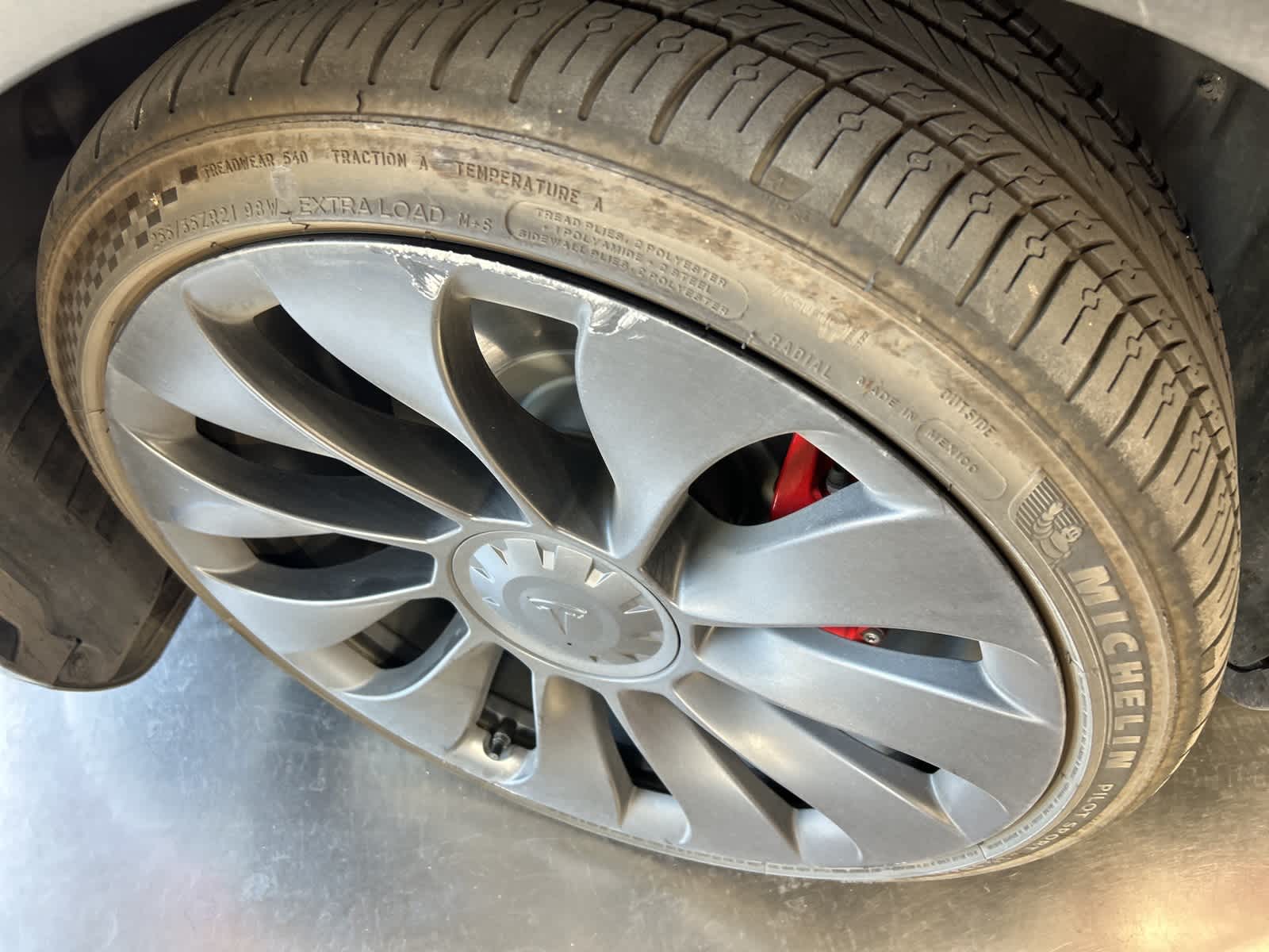 Thumbnail: 2022 Tesla Model Y - 18