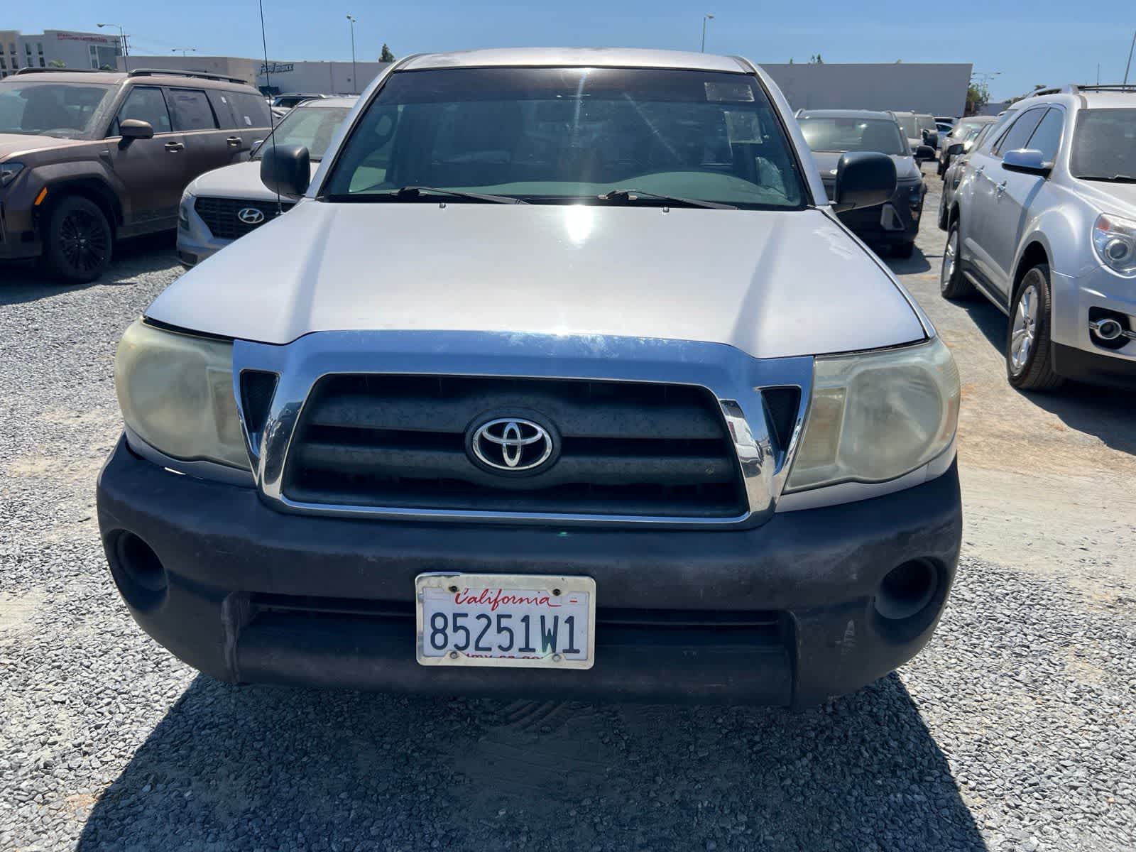Used 2005 Toyota Tacoma Base with VIN 5TENX22N95Z068679 for sale in Fresno, CA