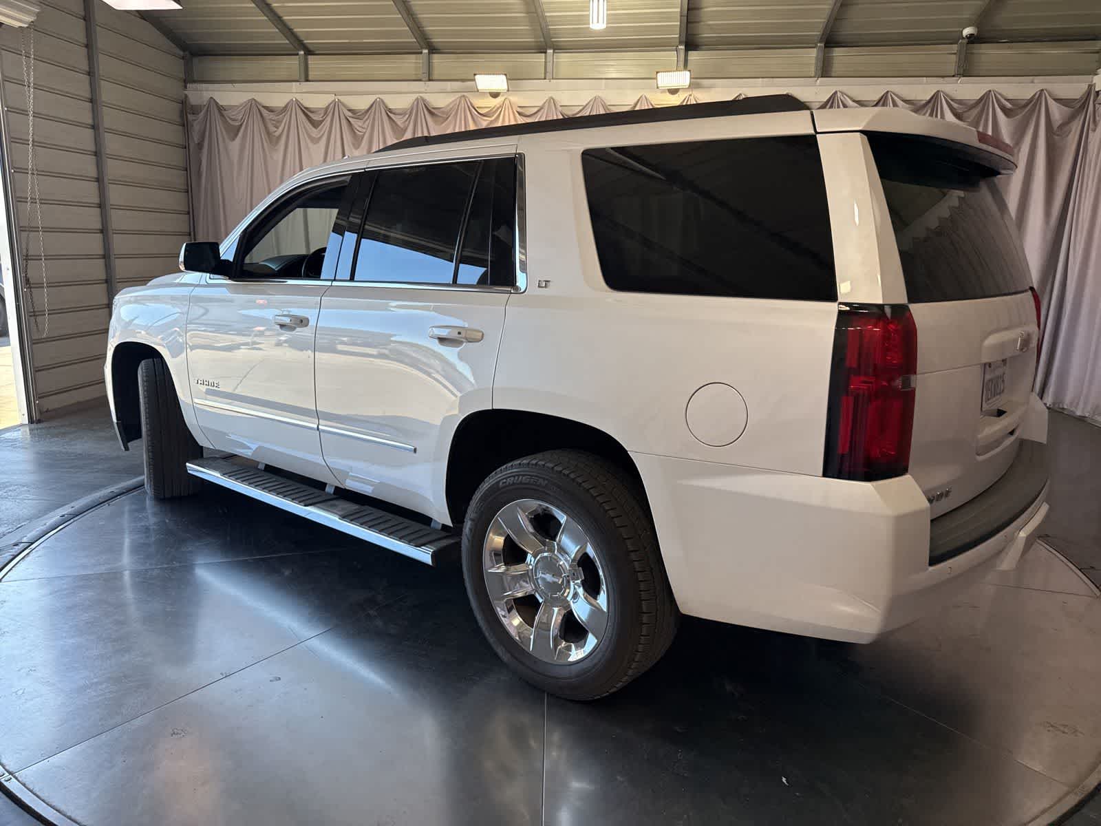 Thumbnail: 2018 Chevrolet Tahoe - 7