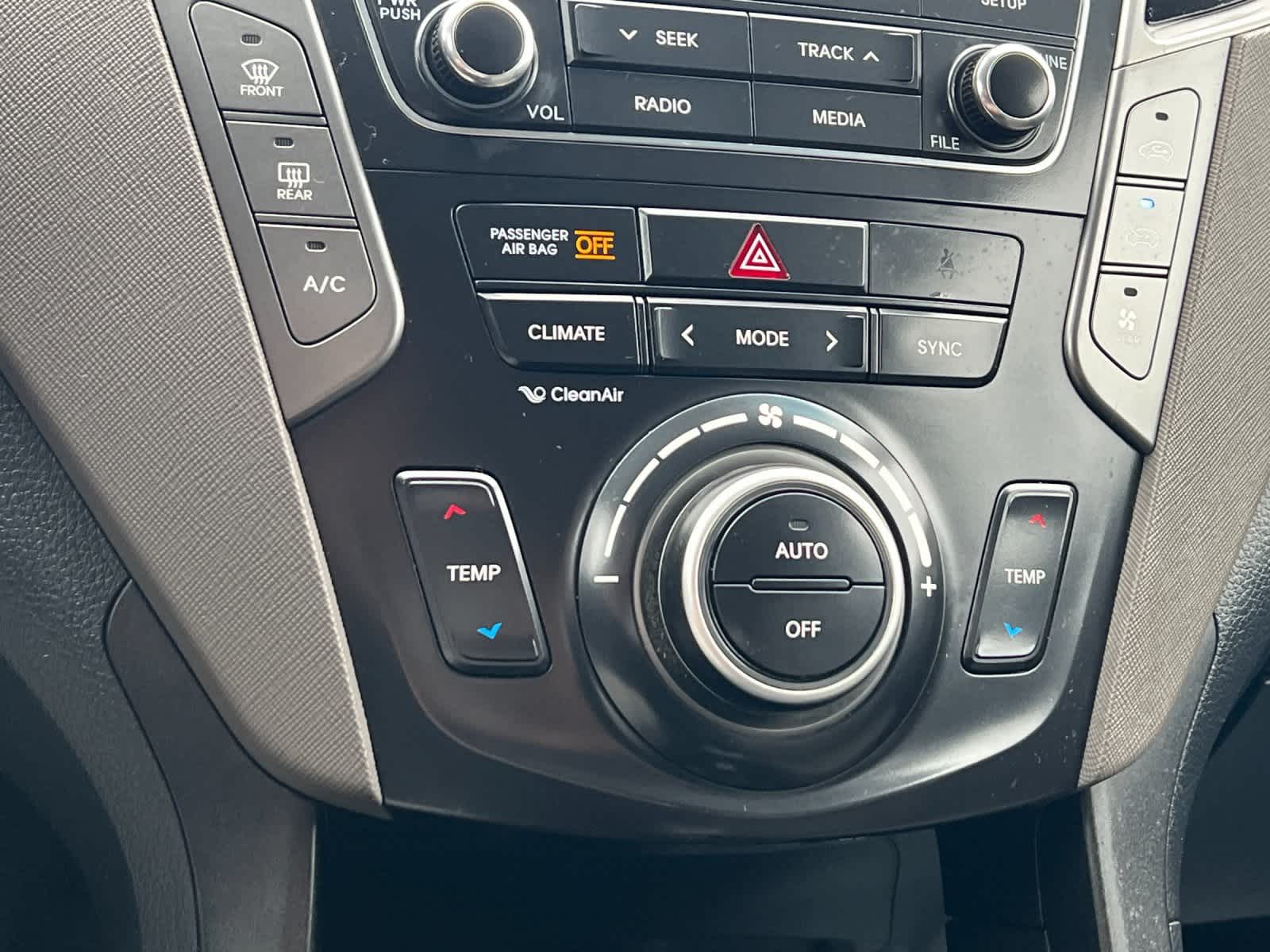 Thumbnail: 2019 Hyundai Santa Fe - 20