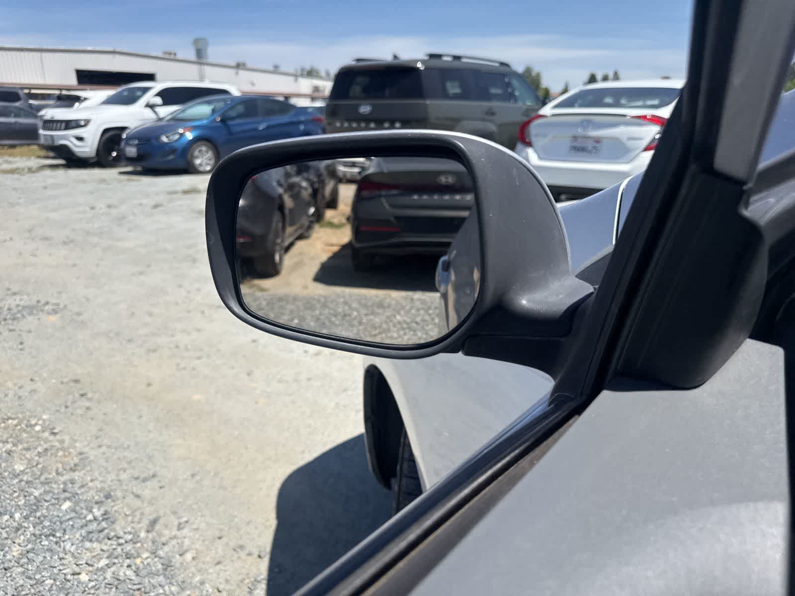 Thumbnail: 2010 Toyota Corolla - 18