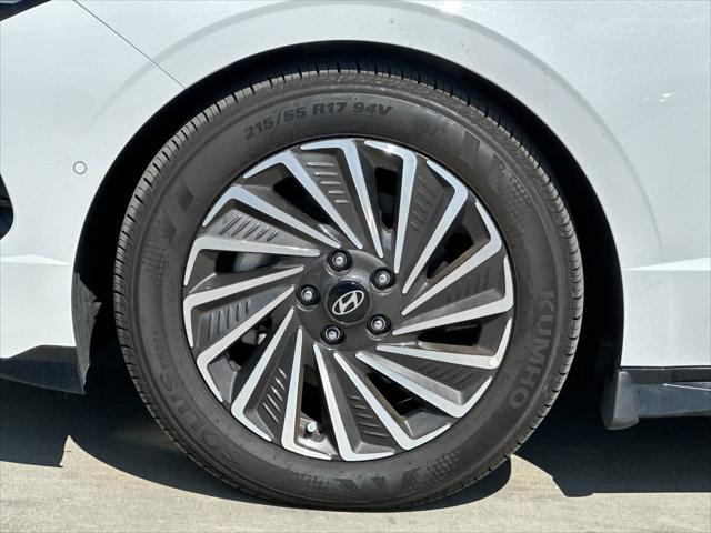 Thumbnail: 2024 Hyundai Sonata - 25