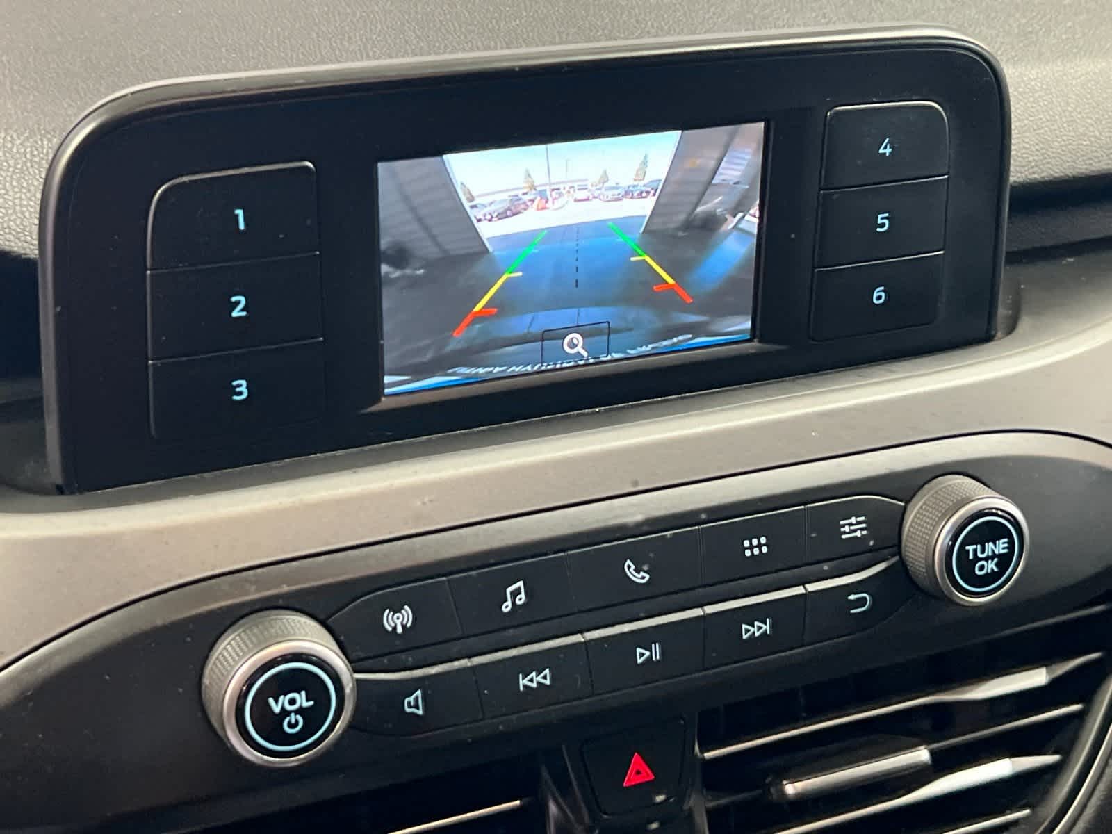 Thumbnail: 2020 Ford Escape - 19