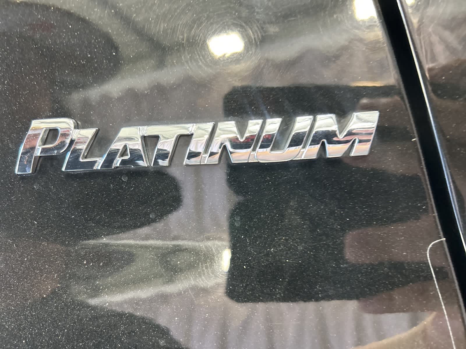 2011 Toyota Sequoia Platinum 14