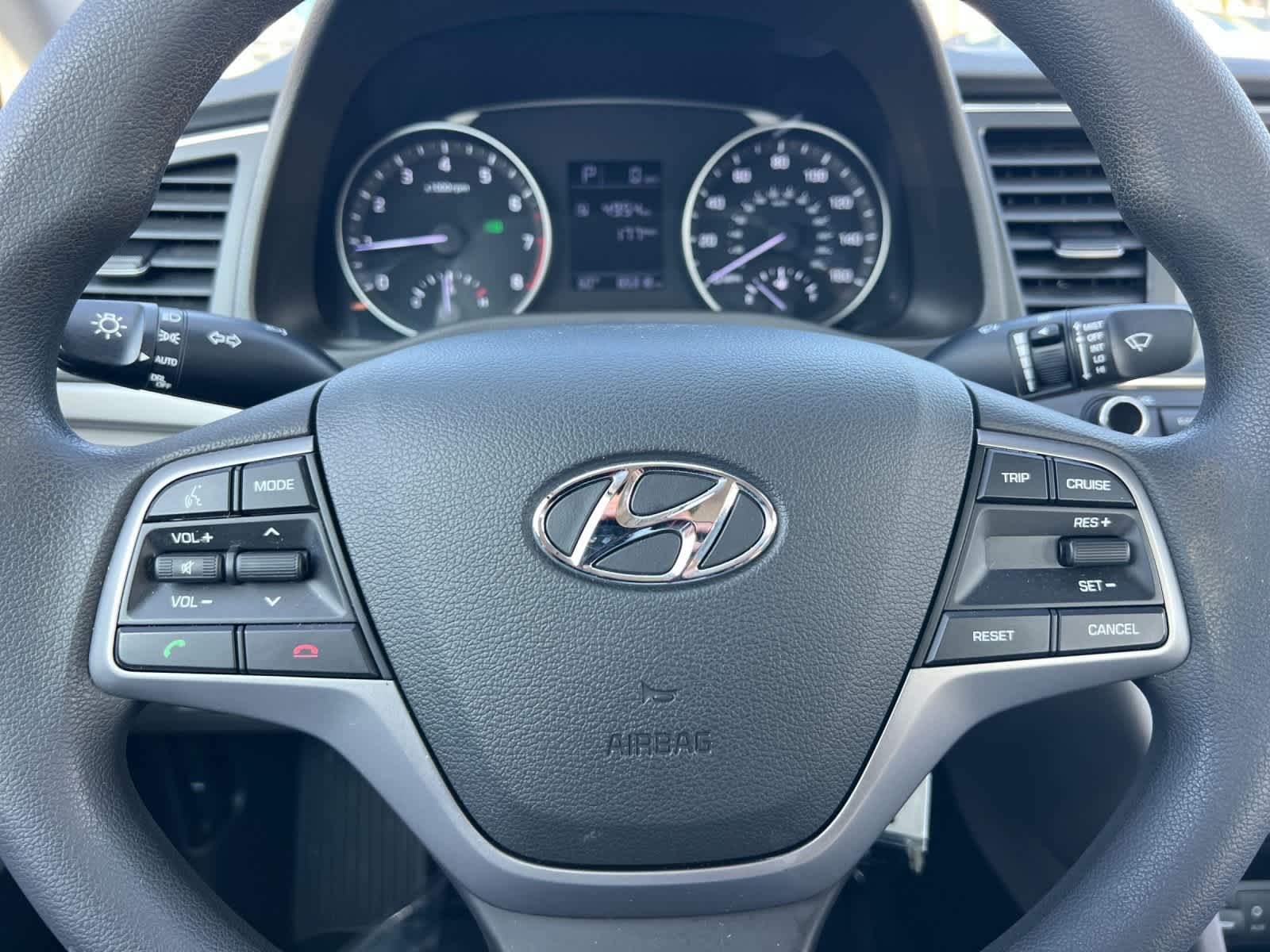 Thumbnail: 2017 Hyundai Elantra - 21