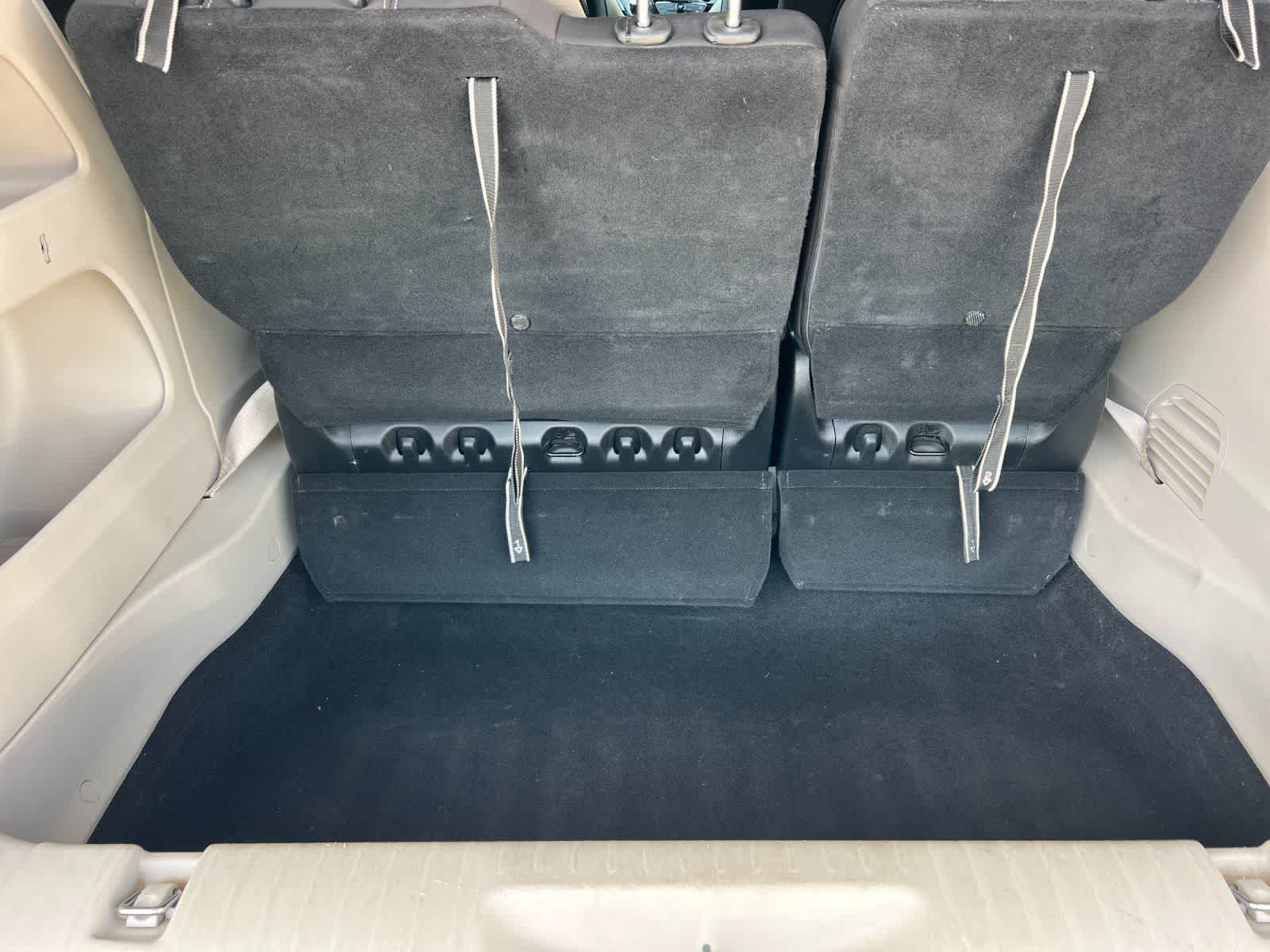 Thumbnail: 2023 Chrysler Voyager - 17