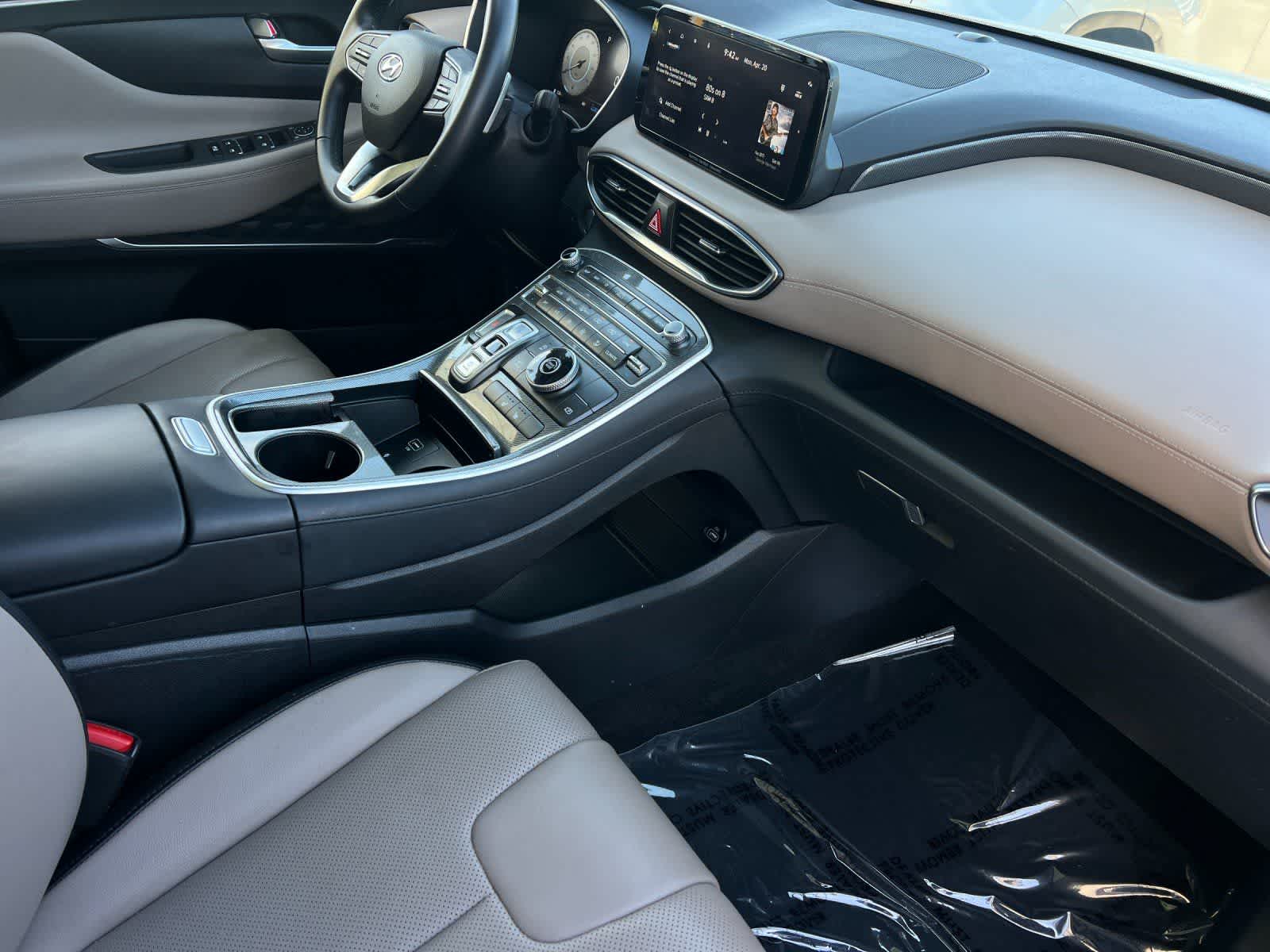 Thumbnail: 2023 Hyundai Santa Fe - 17