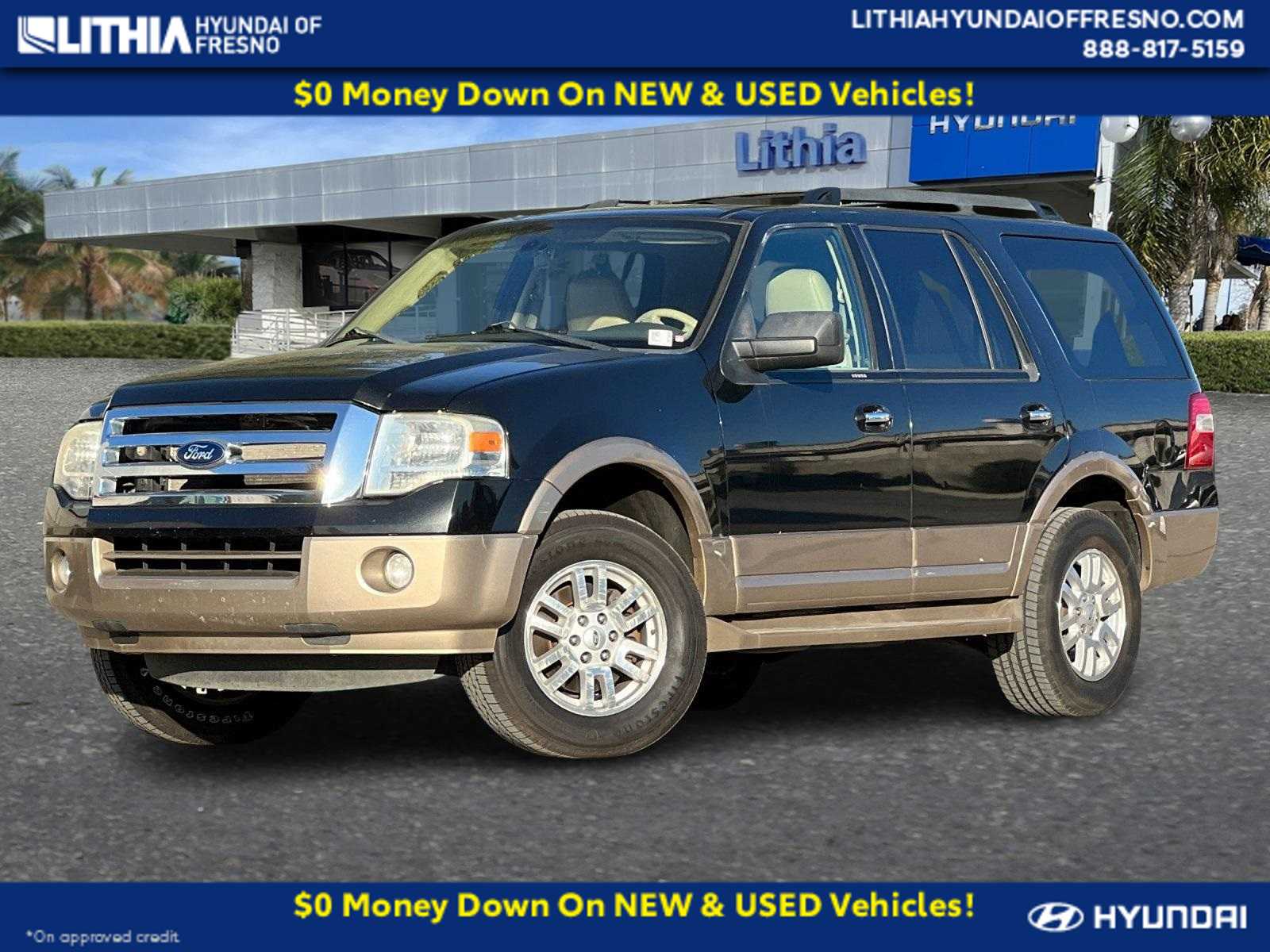 2013 Ford Expedition XLT Hero Image
