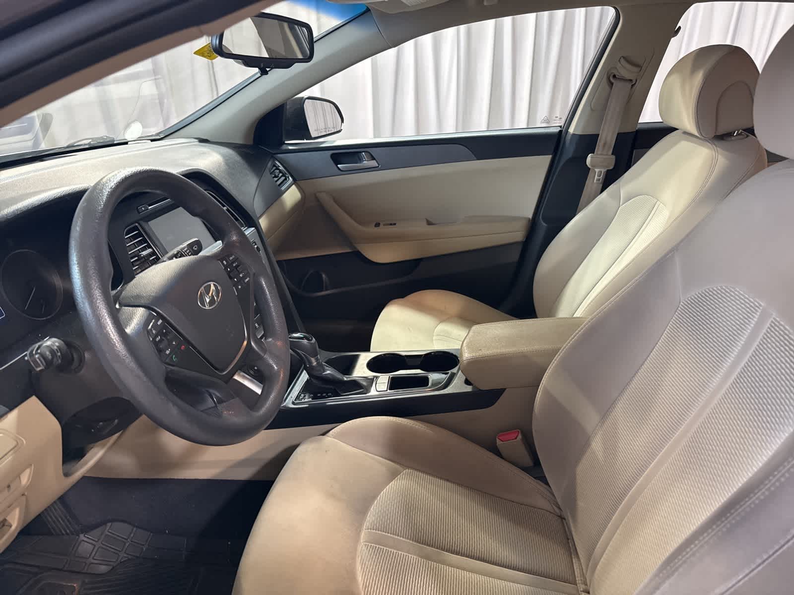 Thumbnail: 2016 Hyundai Sonata - 20