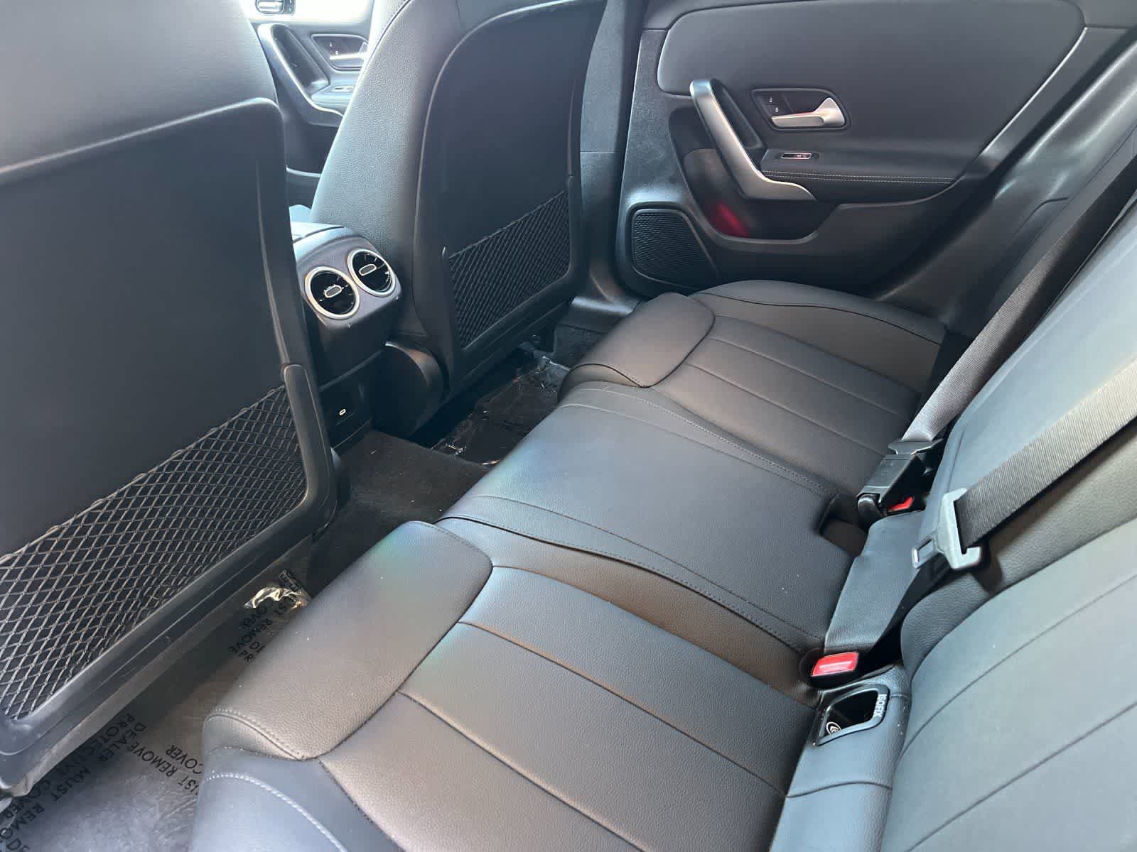 2025 Mercedes-Benz CLA 250 photo 4