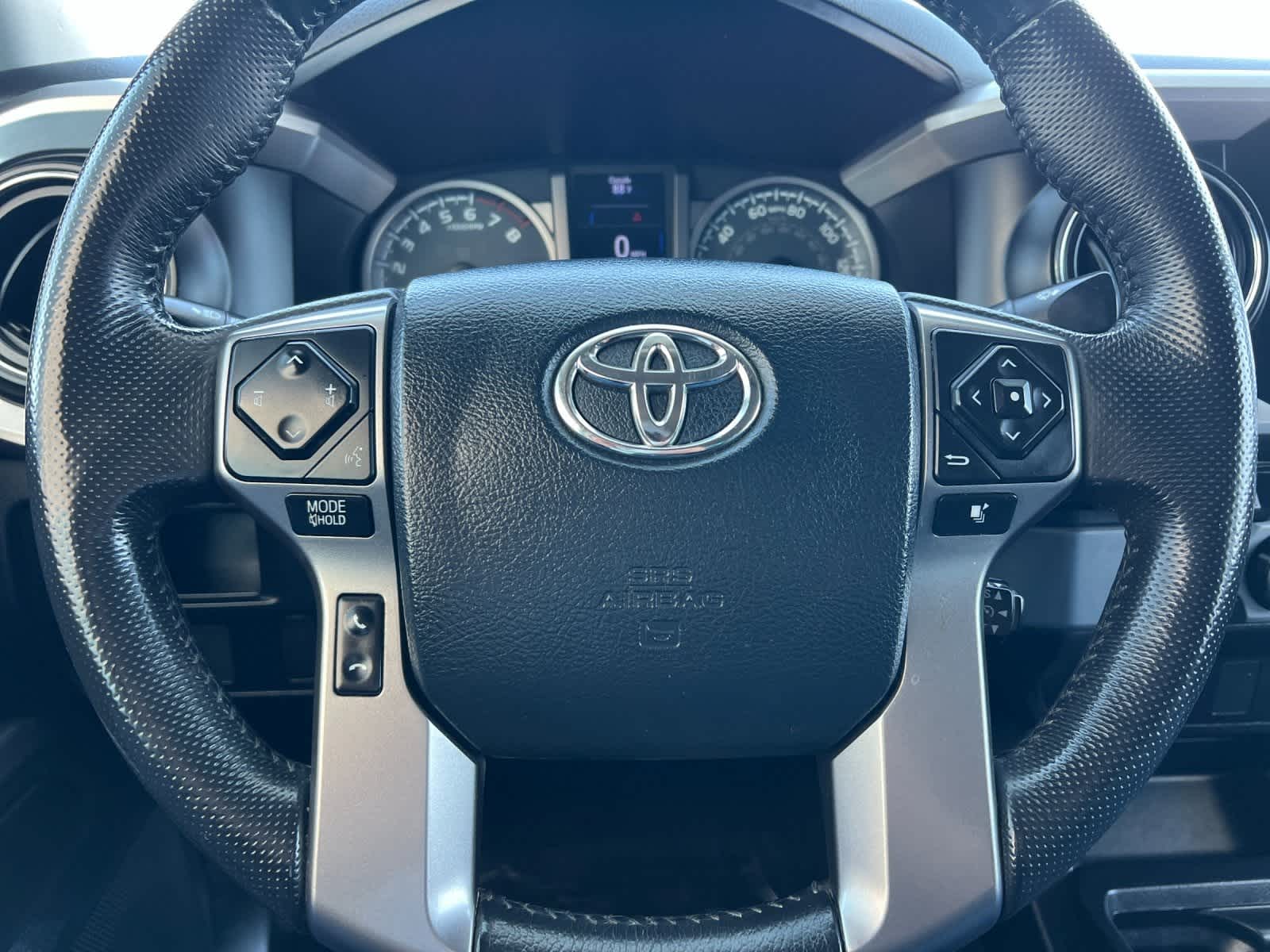 Thumbnail: 2017 Toyota Tacoma - 22