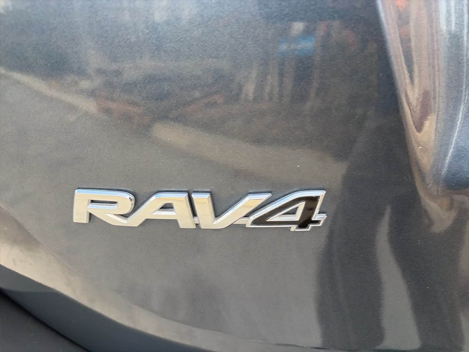 Thumbnail: 2013 Toyota RAV4 - 12
