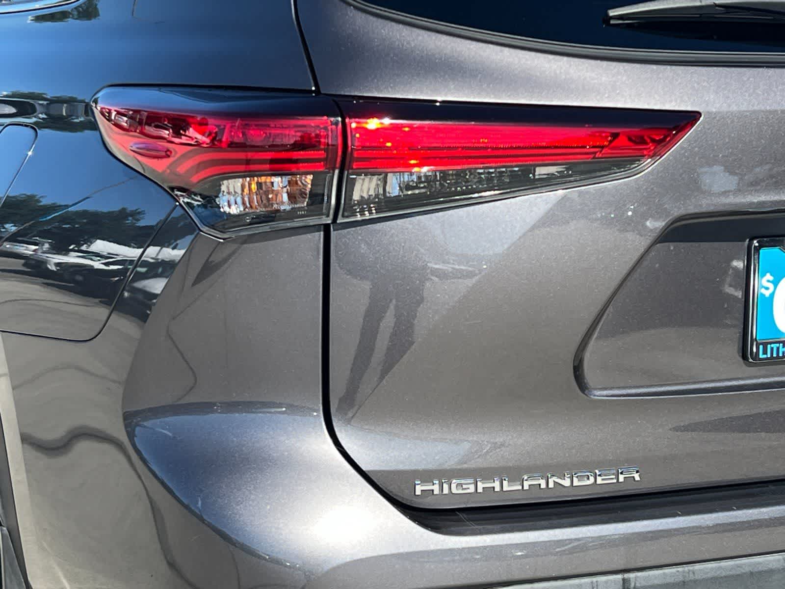 Thumbnail: 2021 Toyota Highlander - 28