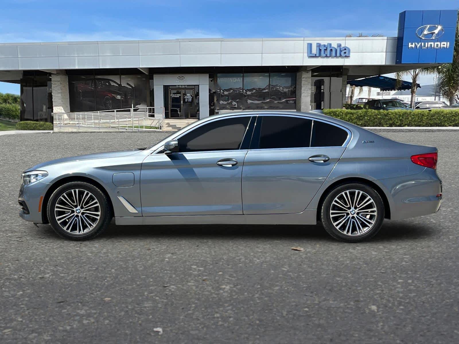 Thumbnail: 2018 BMW 5 Series - 5