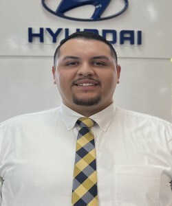 Staff member Julian Estrada from ID_9919dced6411