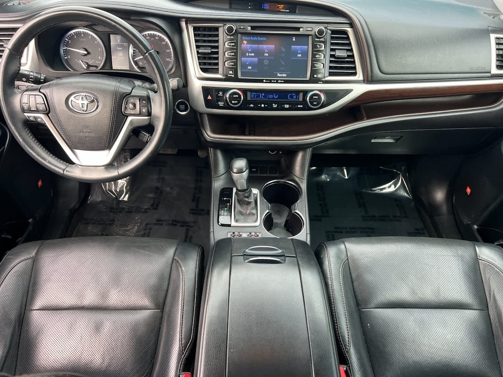 Used 2016 Toyota Highlander Limited V6 SUV