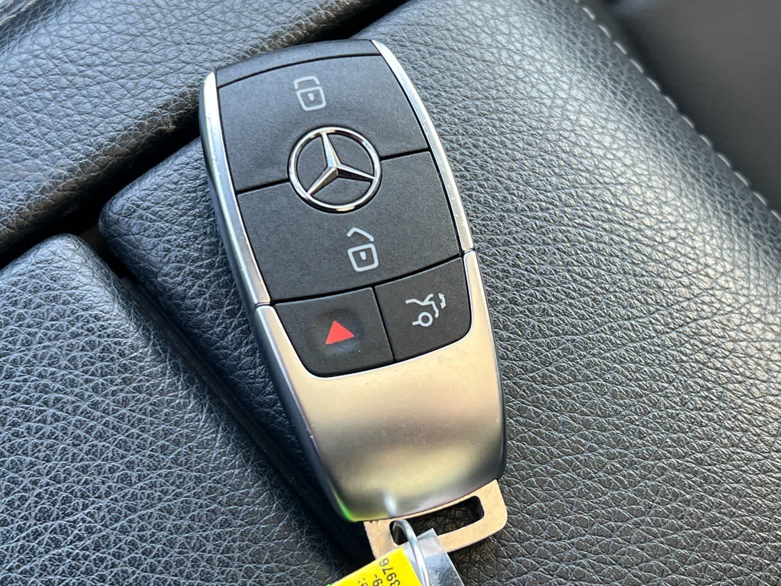 Thumbnail: 2023 Mercedes-Benz GLE - 30
