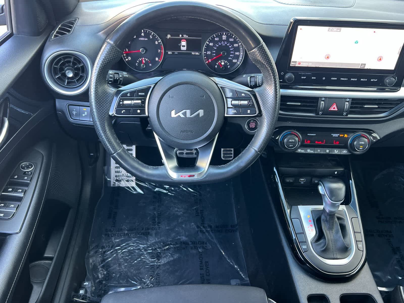 Thumbnail: 2022 Kia Forte - 15