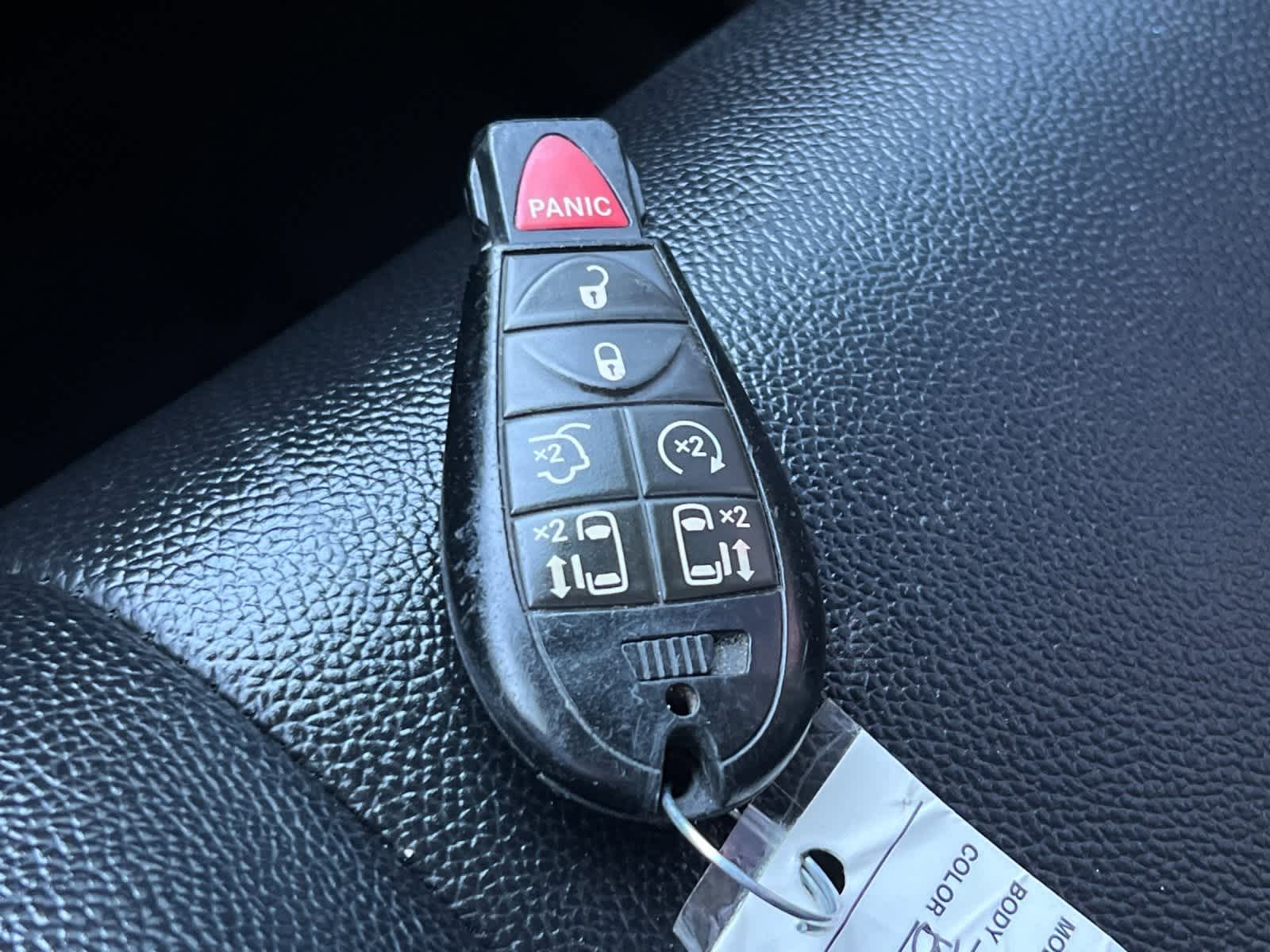 Thumbnail: 2019 Dodge Grand Caravan - 25