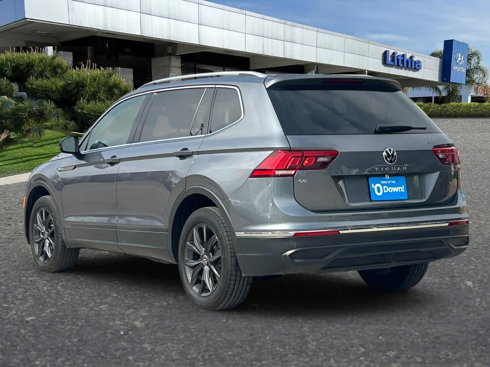 Thumbnail: 2024 Volkswagen Tiguan - 7