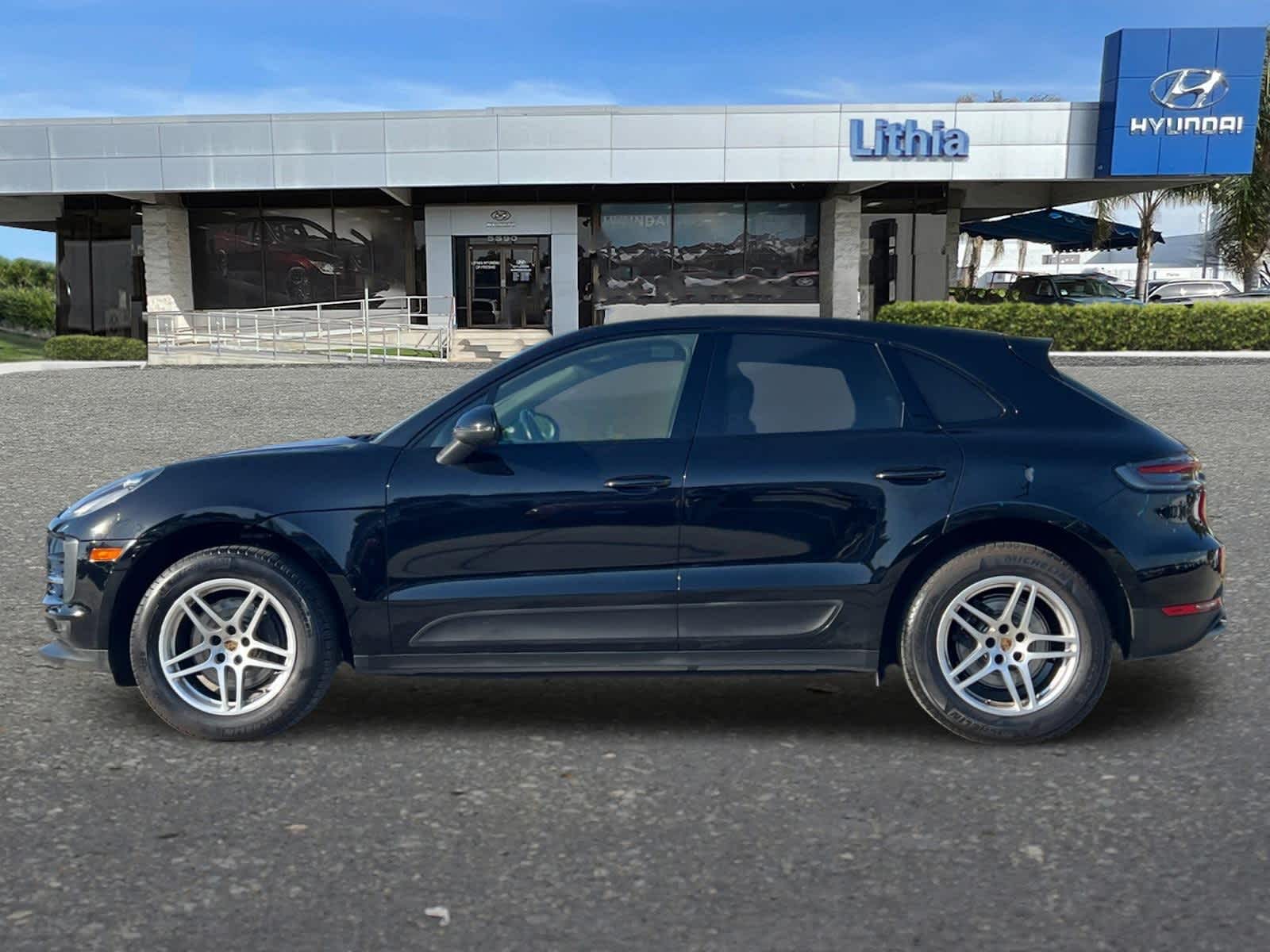 Thumbnail: 2020 Porsche Macan - 5