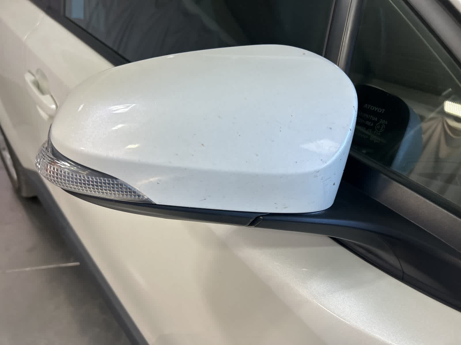 Thumbnail: 2019 Toyota C-HR - 6