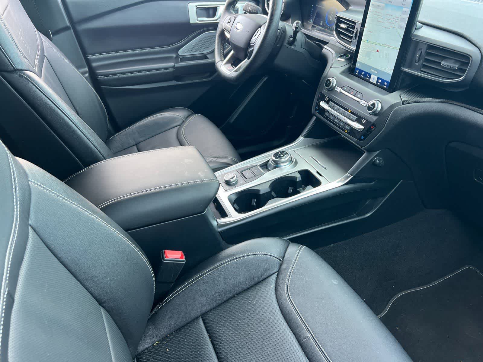 Thumbnail: 2020 Ford Explorer - 17