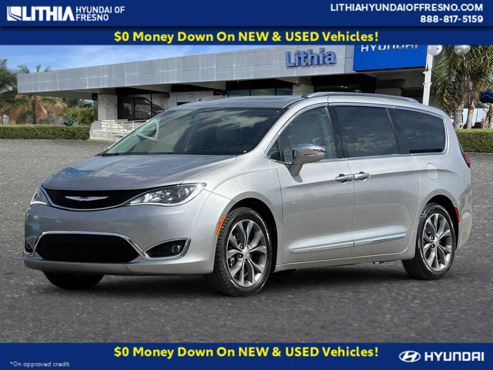2017 Chrysler Pacifica Limited -
                  Fresno, CA