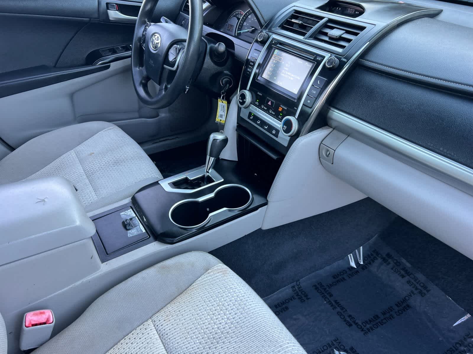 Thumbnail: 2012 Toyota Camry - 15
