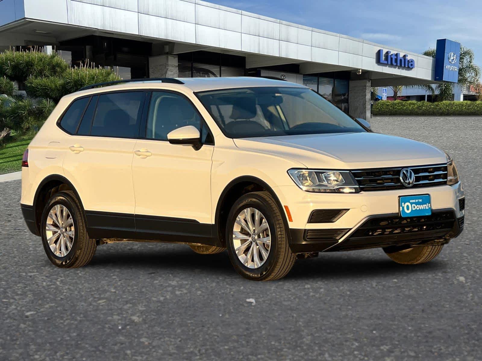 Thumbnail: 2018 Volkswagen Tiguan - 10