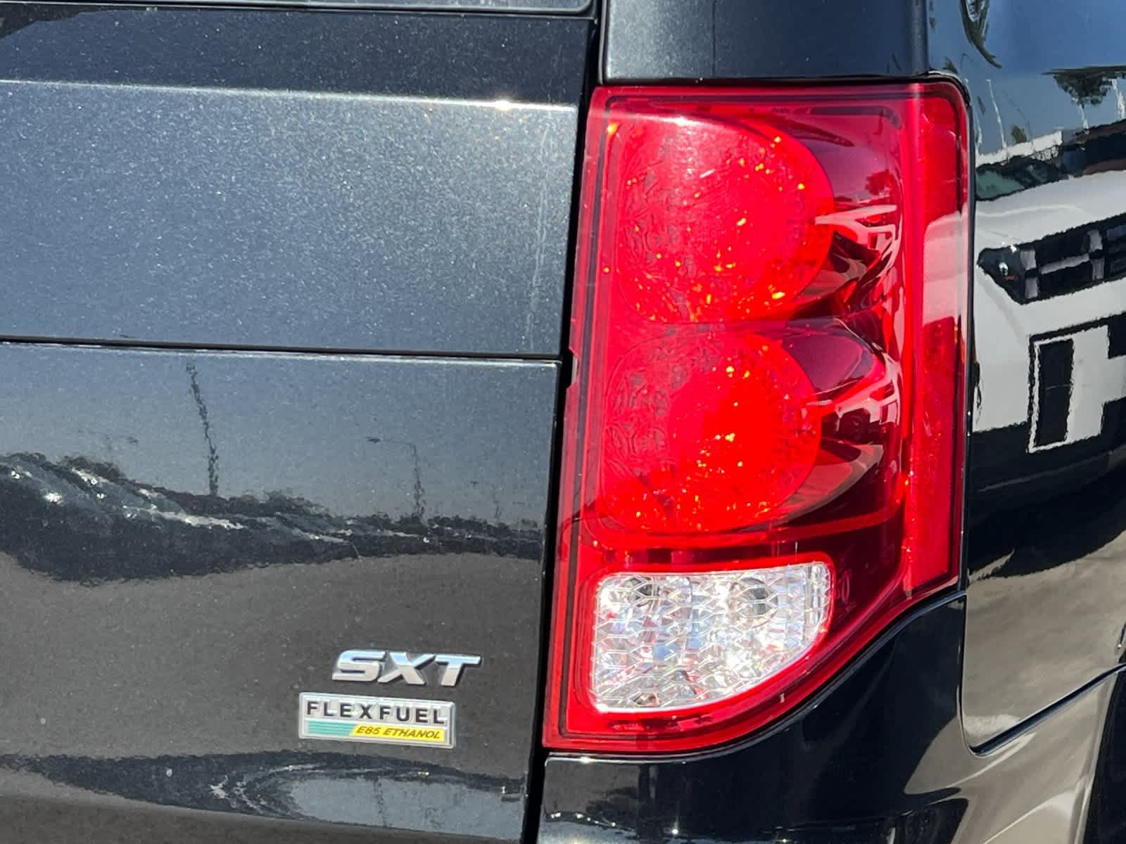 Thumbnail: 2019 Dodge Grand Caravan - 24