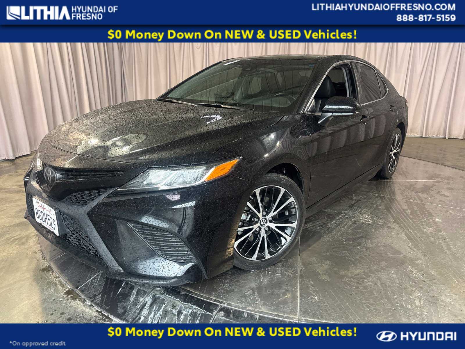 Used 2018 Toyota Camry SE Sedan