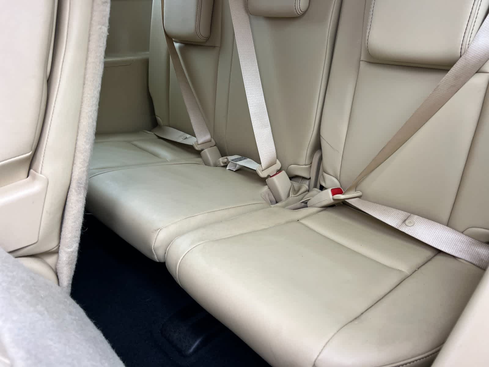 Thumbnail: 2015 Toyota Highlander - 15