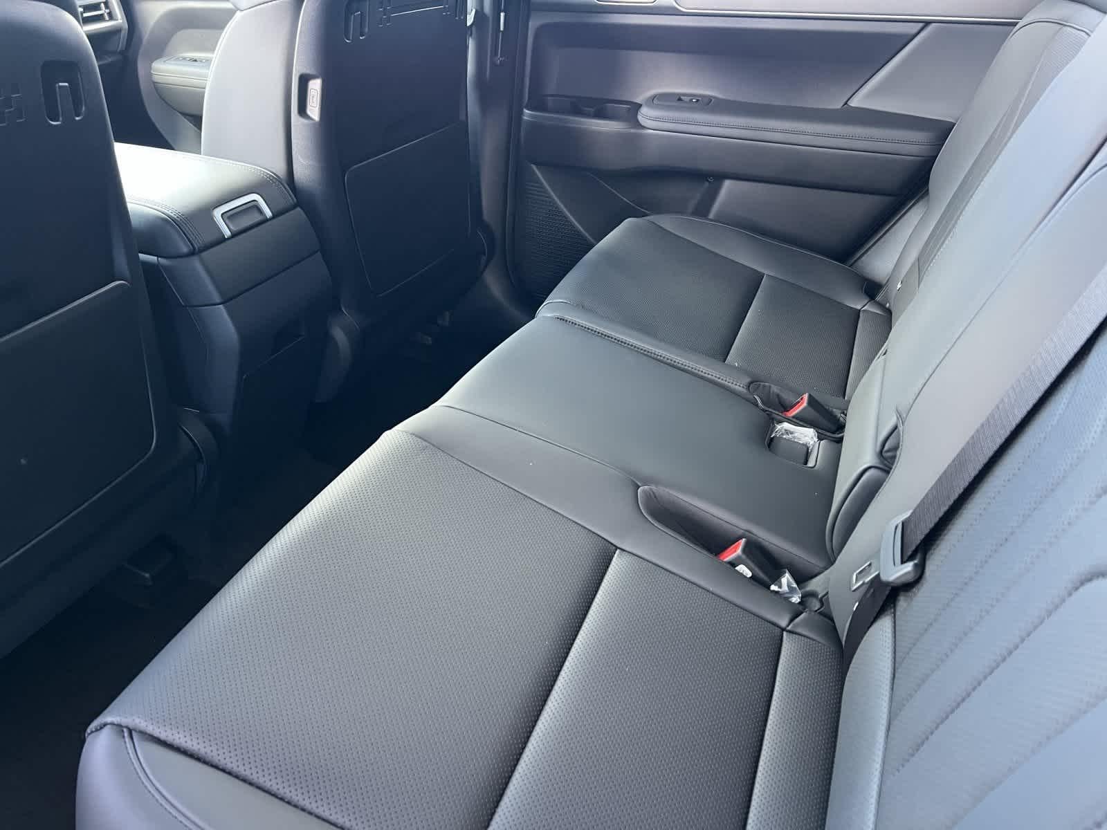 Thumbnail: 2026 Hyundai Santa Fe - 4