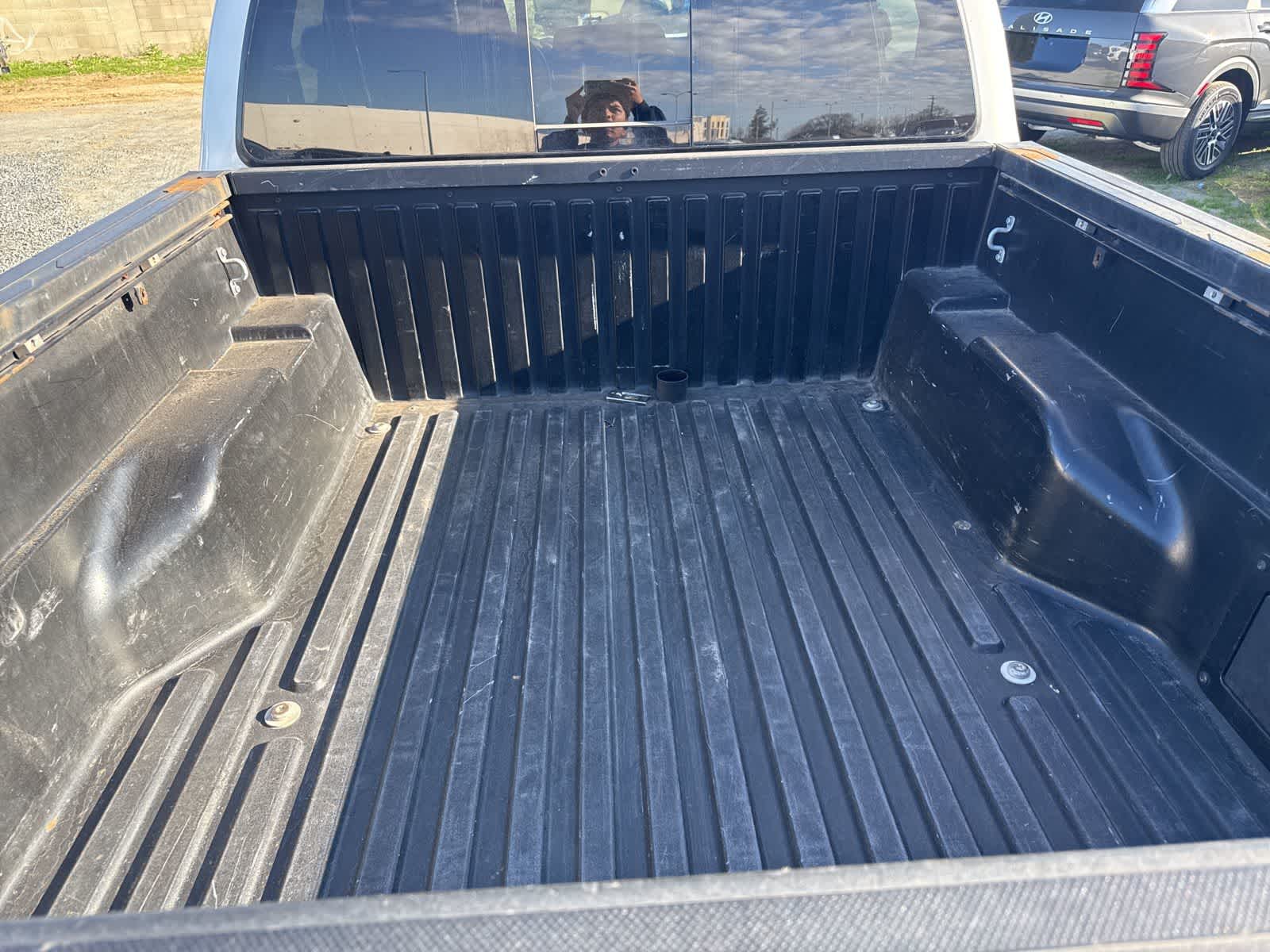 Thumbnail: 2020 Toyota Tacoma - 12