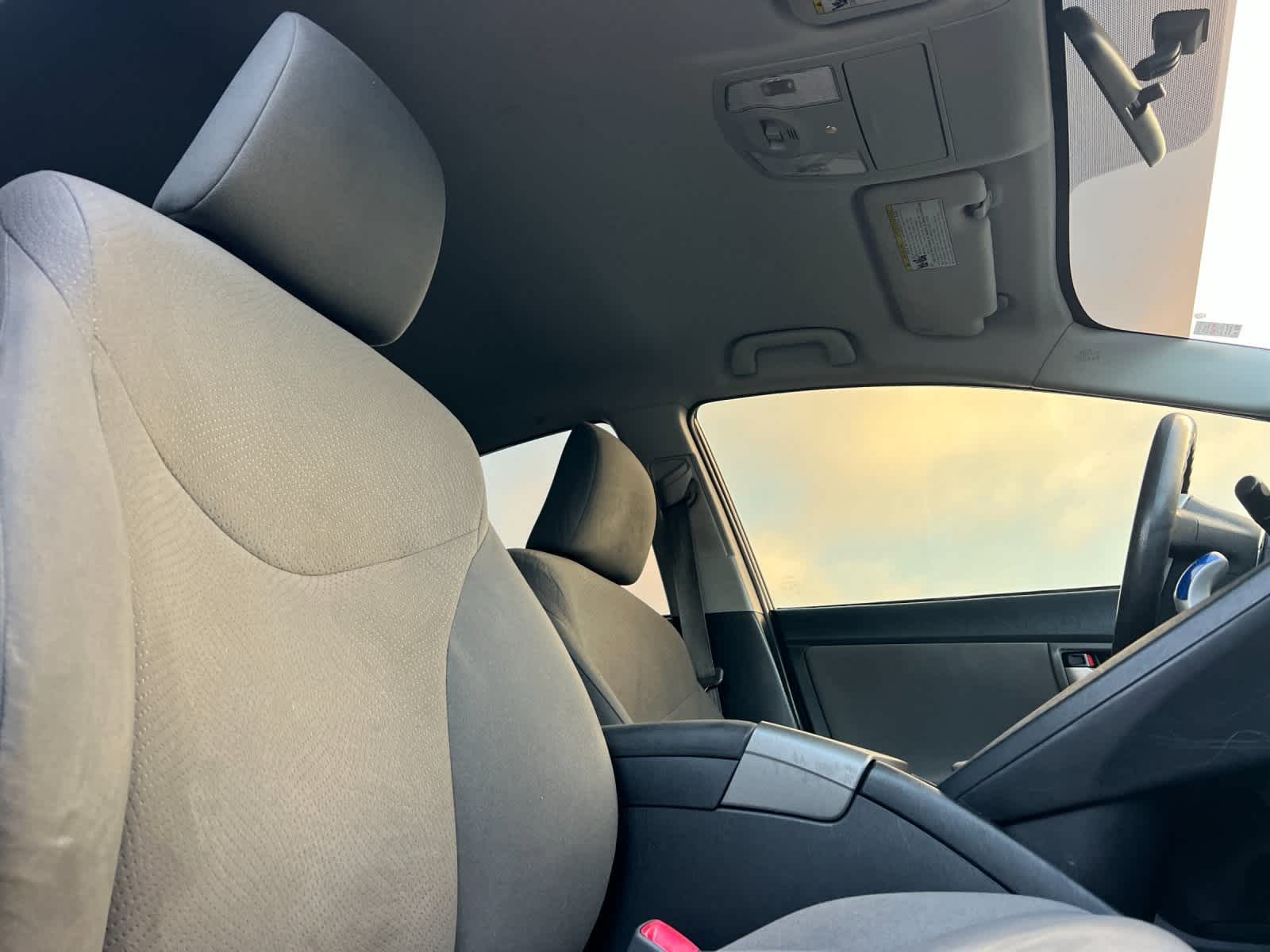 Thumbnail: 2012 Toyota Prius - 17