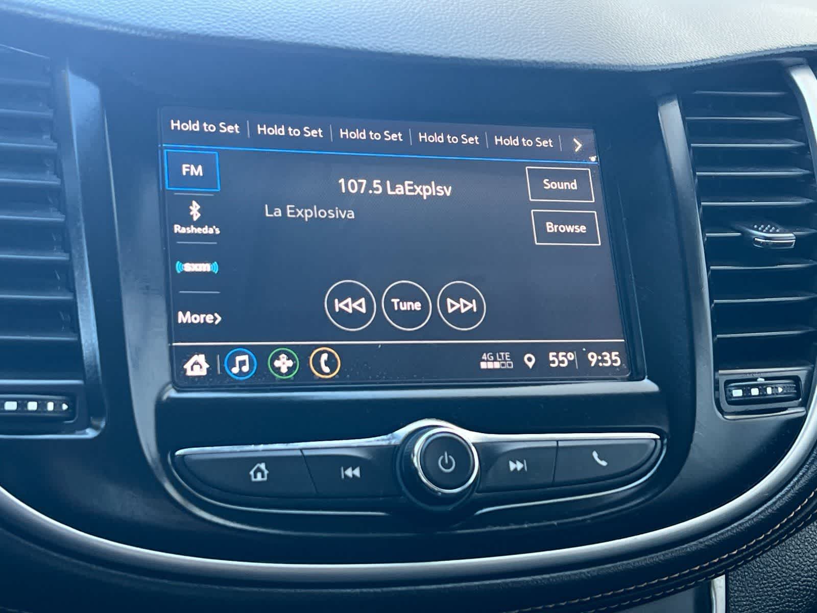 Thumbnail: 2018 Chevrolet Trax - 19