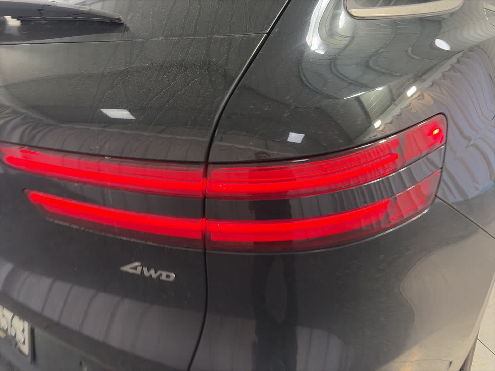 Thumbnail: 2023 Genesis GV70 - 9