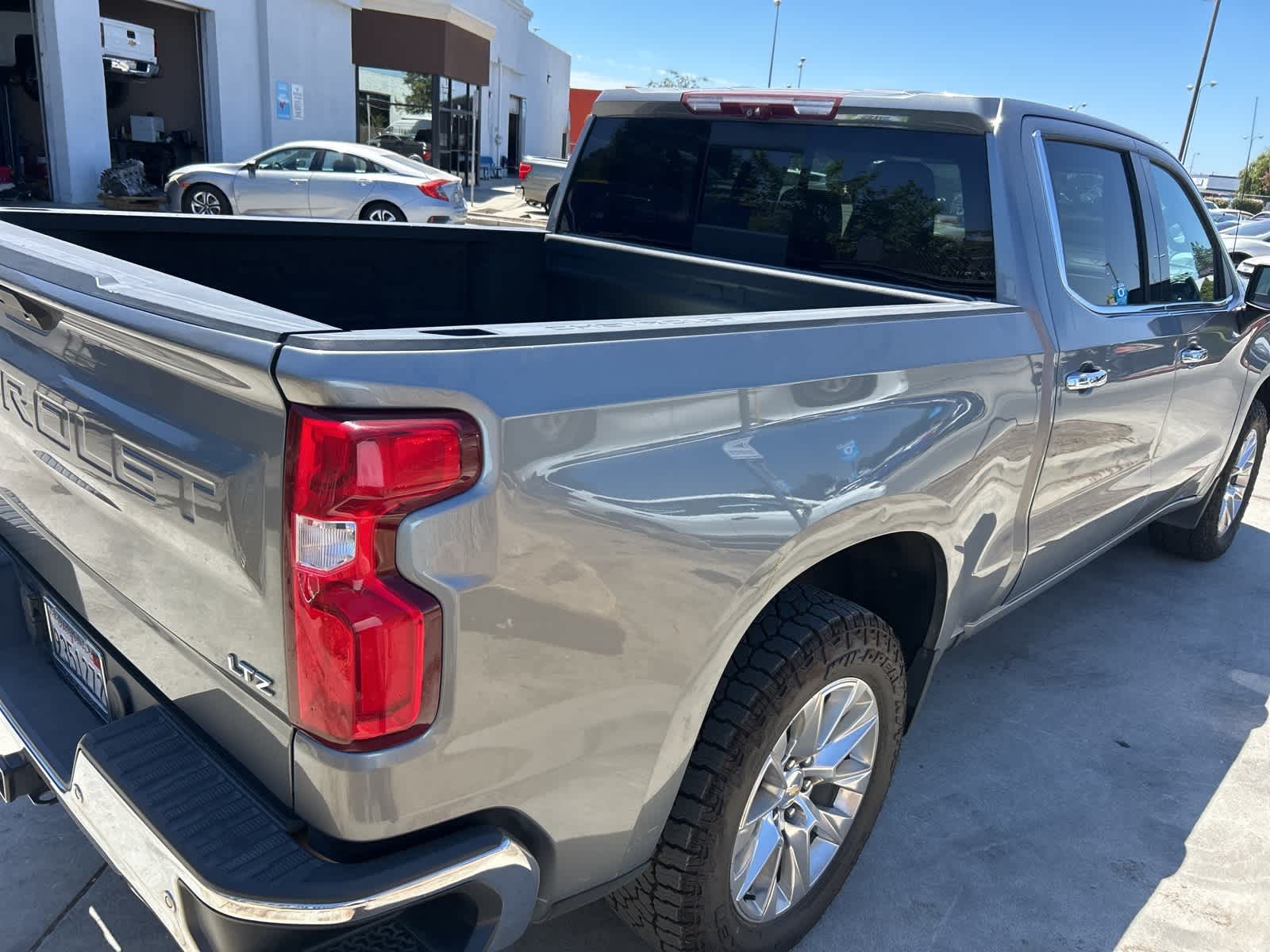 Thumbnail: 2020 Chevrolet Silverado 1500 - 10
